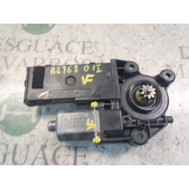 Recambio de motor elevalunas delantero izquierdo para renault megane iii berlina 5 p authentique referencia OEM IAM   