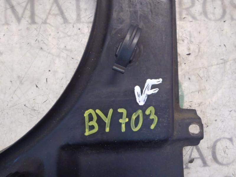 Recambio de canalizador aire para volkswagen t4 transporter/furgoneta (mod. 1991) caja cerrada economy referencia OEM IAM   