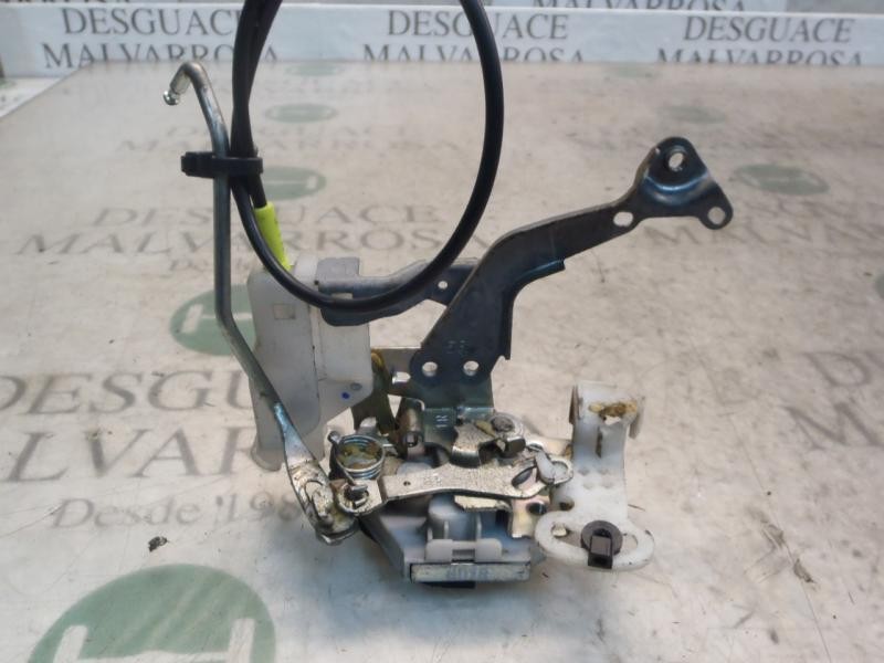 Recambio de cerradura puerta delantera derecha para toyota aygo (kgb/wnb) blue referencia OEM IAM   