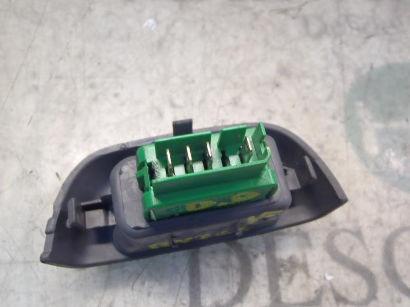 Recambio de mando elevalunas delantero derecho para toyota aygo (kgb/wnb) blue referencia OEM IAM   