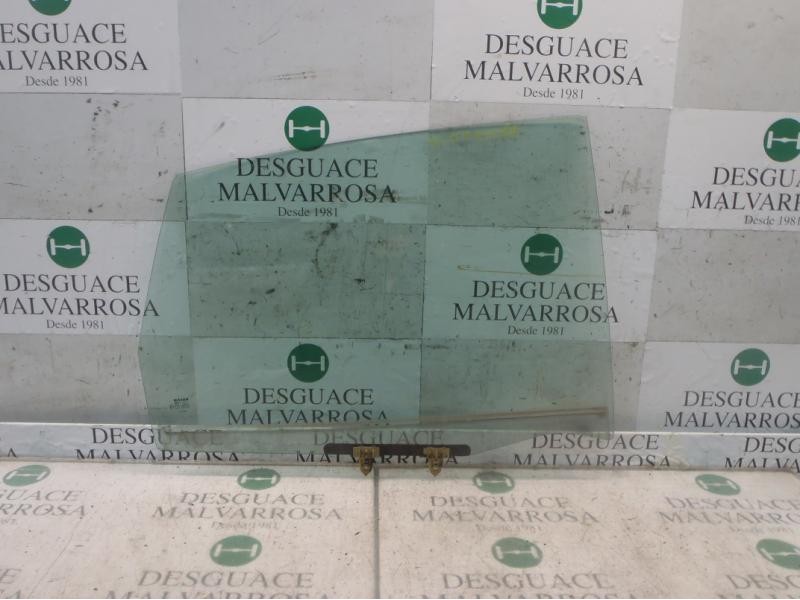 Recambio de cristal puerta trasero derecho para nissan almera tino (v10m) ambience referencia OEM IAM   