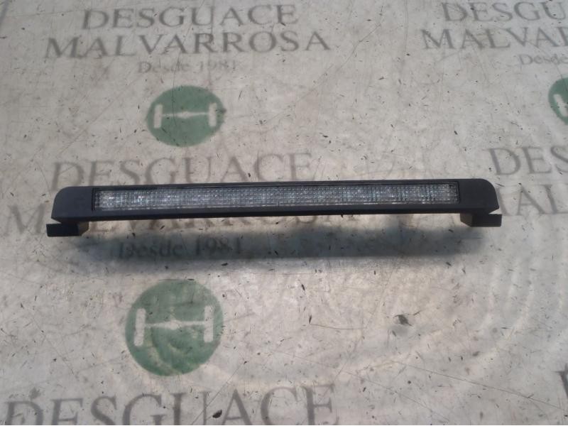 Recambio de piloto trasero central para nissan almera tino (v10m) ambience referencia OEM IAM   