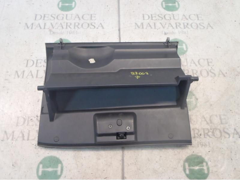 Recambio de guantera para nissan almera tino (v10m) ambience referencia OEM IAM   