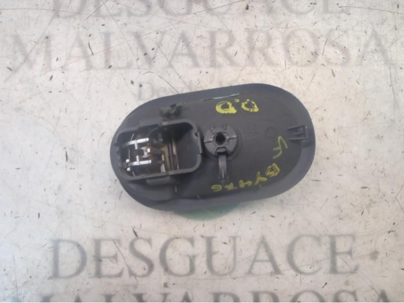 Recambio de maneta interior delantera derecha para renault scenic ii confort authentique referencia OEM IAM 8200174074  