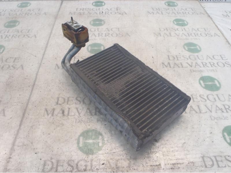 Recambio de evaporador aire acondicionado para bmw serie 5 berlina (e60) 530d referencia OEM IAM 64119238655  