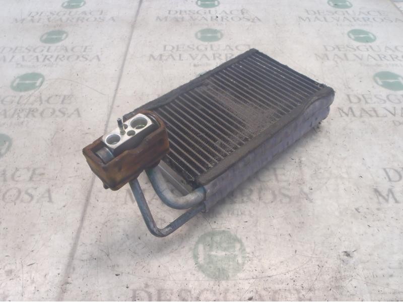 Recambio de evaporador aire acondicionado para bmw serie 5 berlina (e60) 530d referencia OEM IAM 64119238655  