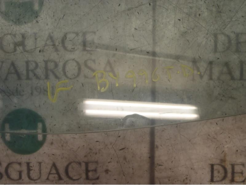 Recambio de cristal puerta trasero derecho para kia sorento 2.5 crdi ex referencia OEM IAM   