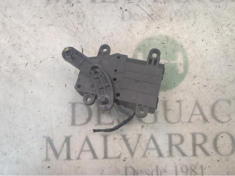 Recambio de motor apertura trampillas climatizador para kia sorento 2.5 crdi ex referencia OEM IAM   