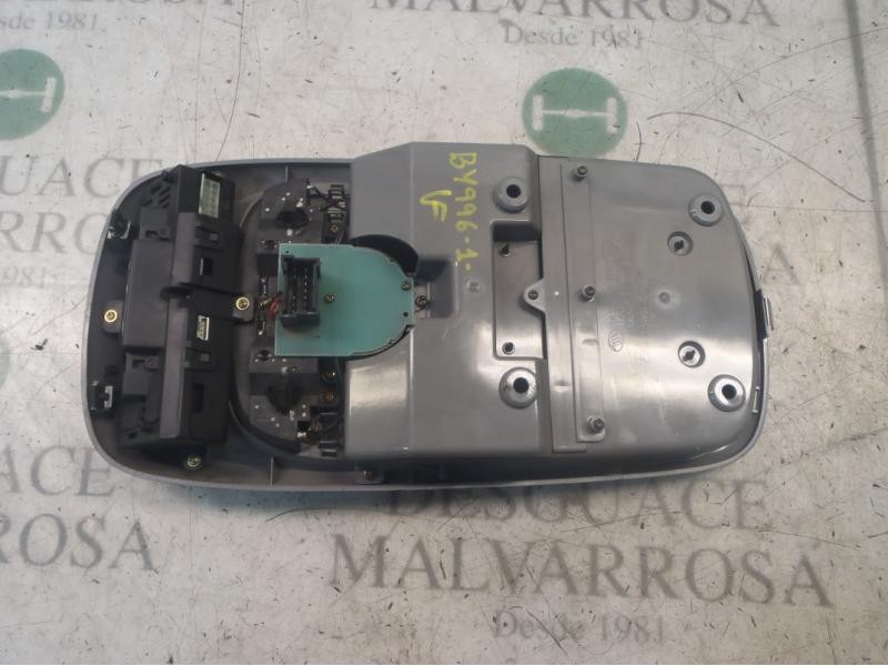 Recambio de piloto interior para kia sorento 2.5 crdi ex referencia OEM IAM   