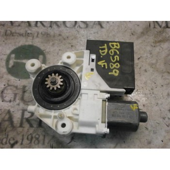 MOTOR ELEVALUNAS TRASERO DERECHO 1430373 0130822218 0130822218
