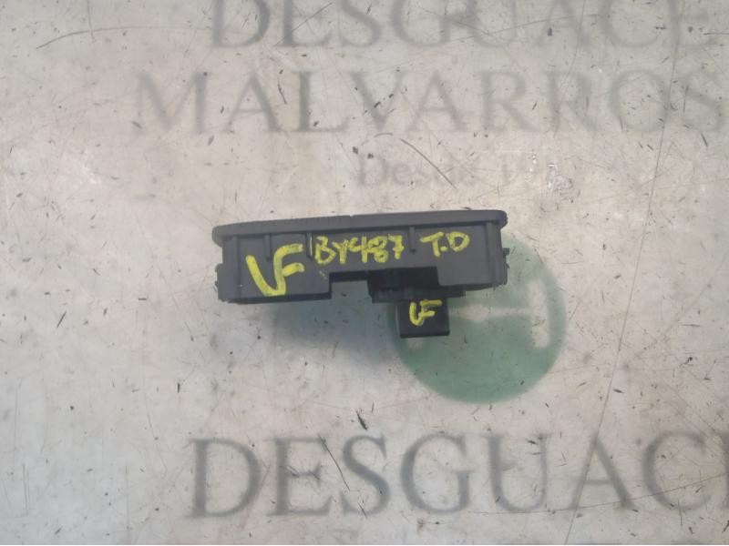 Recambio de mando elevalunas trasero derecho para opel vectra c berlina club referencia OEM IAM   