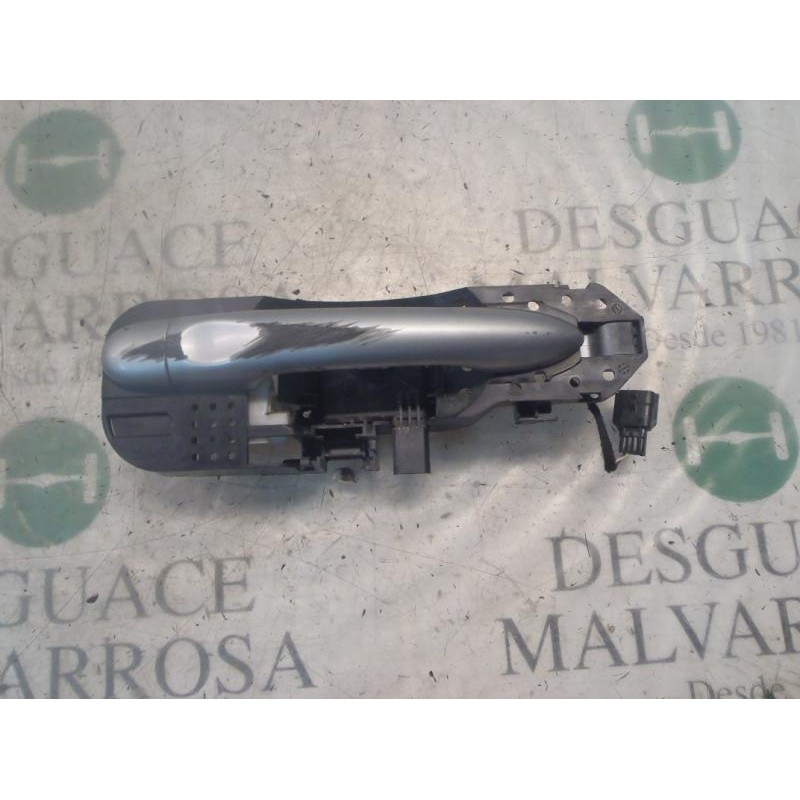 Recambio de maneta exterior delantera derecha para renault megane iii berlina 5 p expression referencia OEM IAM   