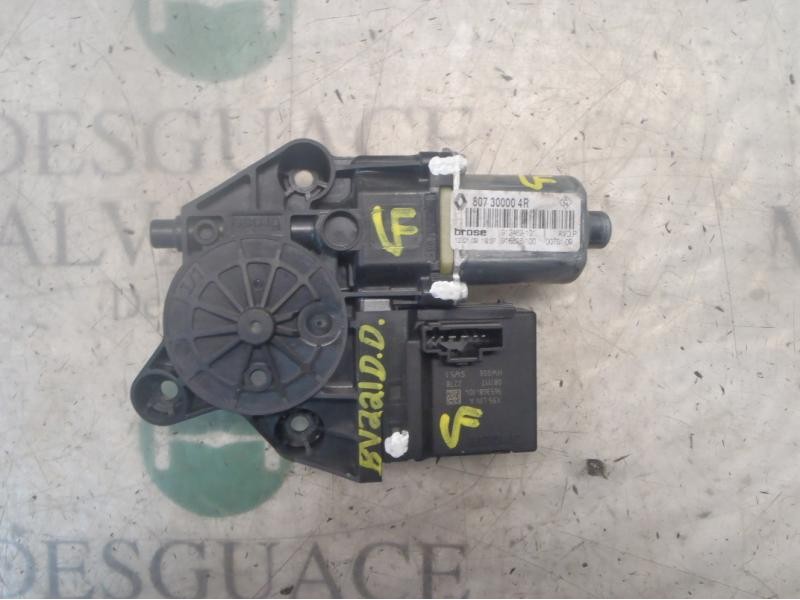 Recambio de motor elevalunas delantero derecho para renault megane iii berlina 5 p expression referencia OEM IAM   