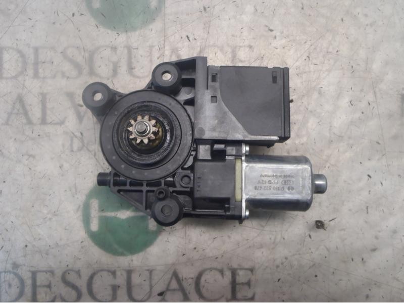 Recambio de motor elevalunas delantero derecho para renault megane iii berlina 5 p expression referencia OEM IAM   