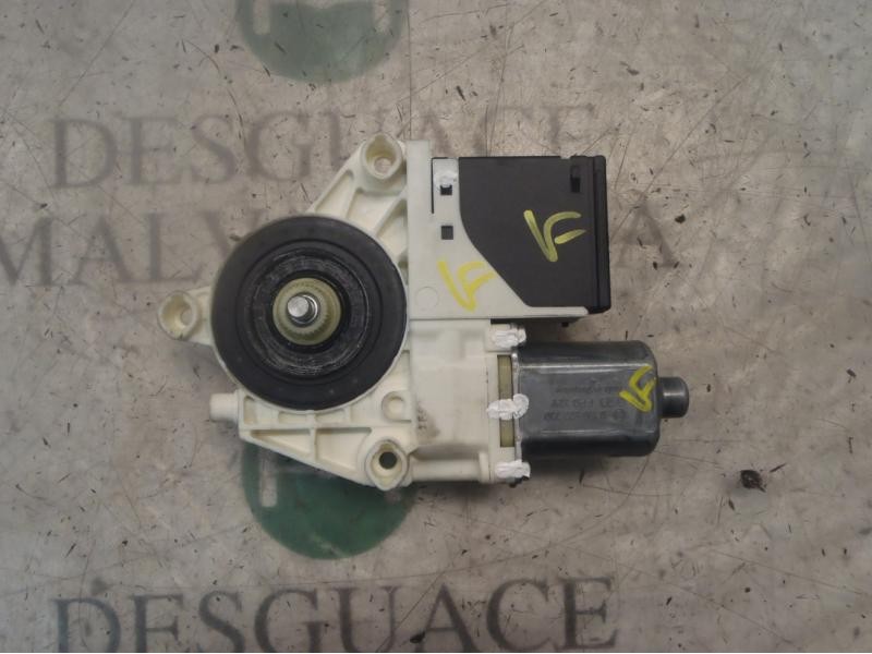 Recambio de motor elevalunas trasero izquierdo para renault megane iii berlina 5 p expression referencia OEM IAM   