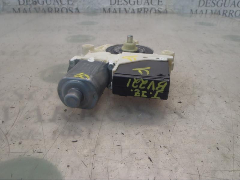 Recambio de motor elevalunas trasero izquierdo para renault megane iii berlina 5 p expression referencia OEM IAM   