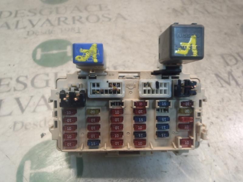 Recambio de caja reles / fusibles para nissan x-trail (t30) comfort referencia OEM IAM 243508H700  