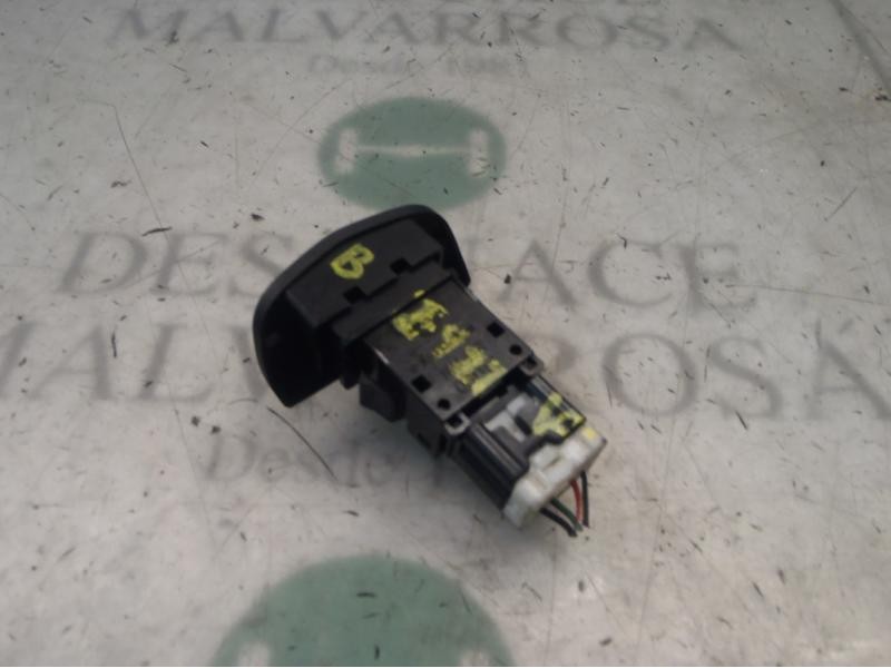 Recambio de warning para nissan primera berlina (p12) acenta referencia OEM IAM   