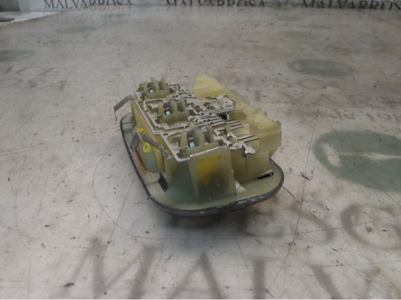 Recambio de piloto interior para citroën ds3 base referencia OEM IAM   