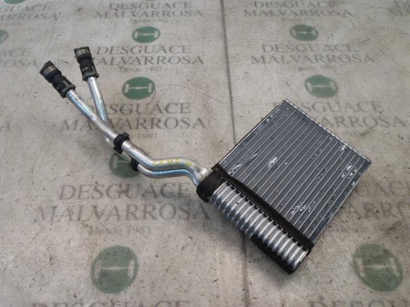 Recambio de radiador calefaccion / aire acondicionado para ford focus berlina (cap) ambiente (d) referencia OEM IAM   