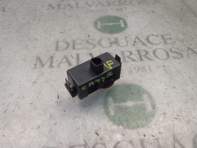 Recambio de warning para renault clio iii luxe privilege referencia OEM IAM   