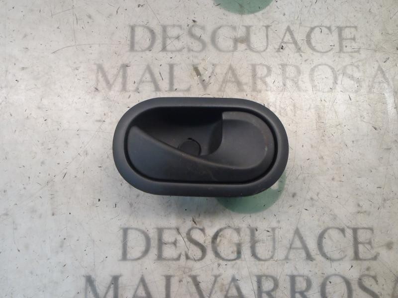 Recambio de maneta interior delantera derecha para renault clio iii luxe privilege referencia OEM IAM   