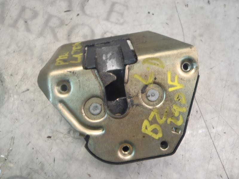 Recambio de cerradura puerta lateral derecha para peugeot partner (s1) combispace referencia OEM IAM   