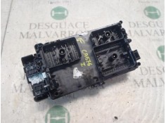 Recambio de caja reles / fusibles para opel insignia sports tourer selective referencia OEM IAM 22953004 13345496  2