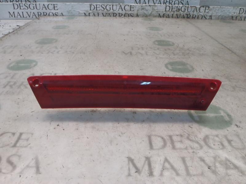 Recambio de piloto trasero central para ford fiesta (cb1) ghia referencia OEM IAM   