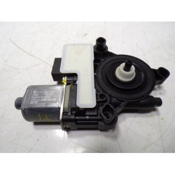 MOTOR ELEVALUNAS TRASERO IZQUIERDO 5Q0959407D 5Q0959407D 
