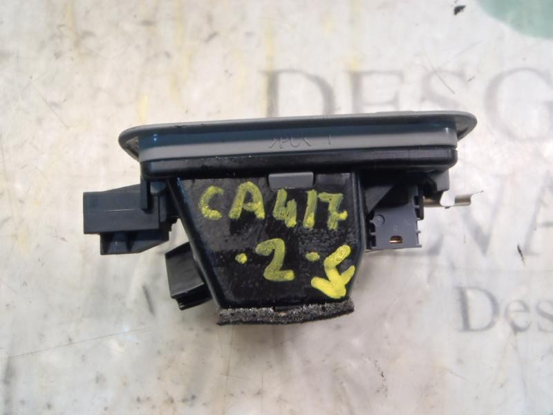 Recambio de piloto interior para hyundai santa fe (bm) 2.2 crdi classic (2wd) referencia OEM IAM 928102B000J4  