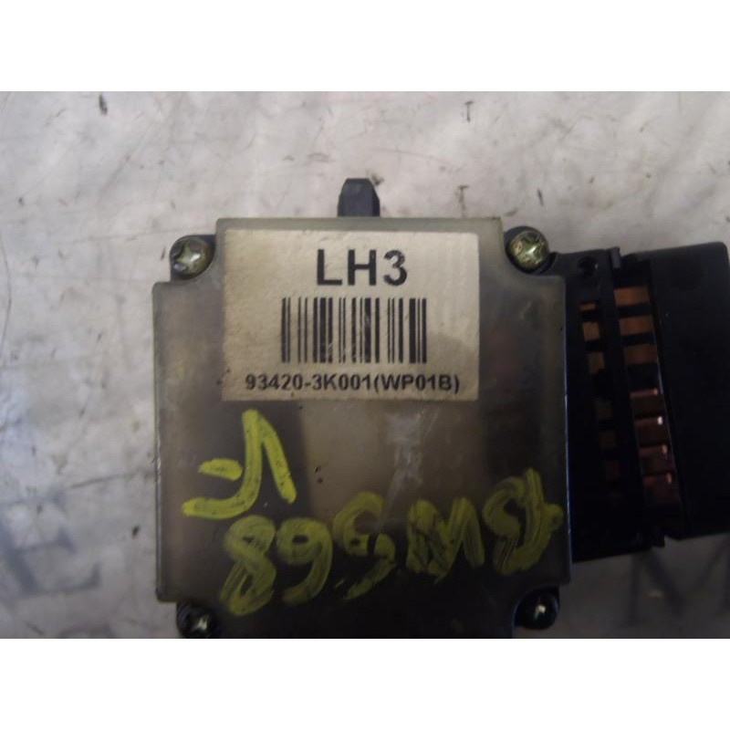 Recambio de mando limpia para hyundai sonata (nf) 2.0 crdi comfort i referencia OEM IAM 934203K001 934203K001 