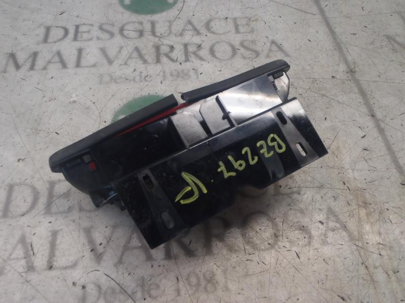 Recambio de piloto trasero central para mercedes-benz clase a (w168) 160 (168.033) referencia OEM IAM   