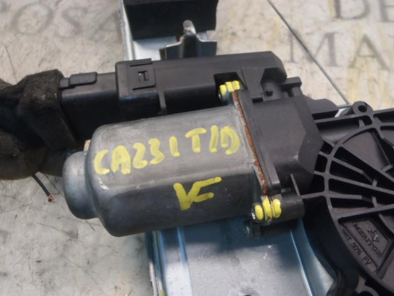 Recambio de elevalunas trasero derecho para renault megane ii familiar dynamique luxe referencia OEM IAM   