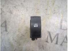 Recambio de mando elevalunas trasero izquierdo para renault megane ii familiar dynamique luxe referencia OEM IAM   