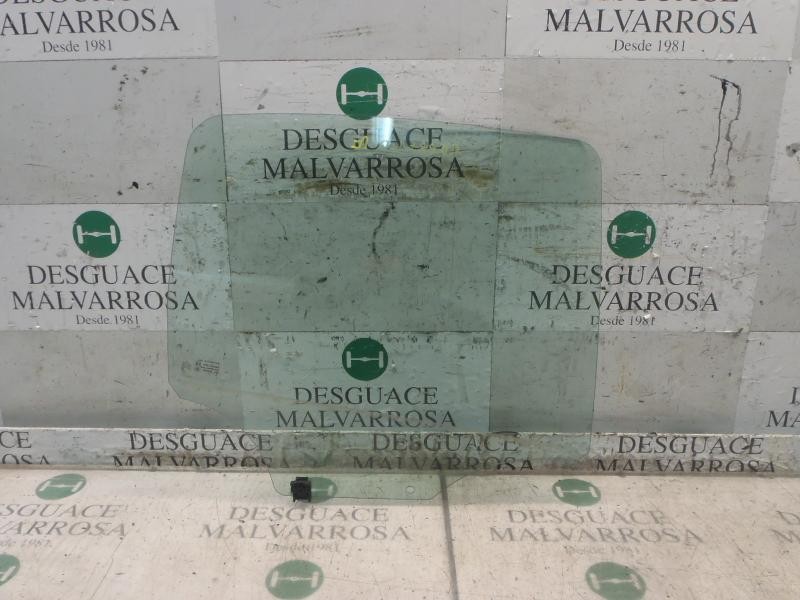 Recambio de cristal puerta trasero derecho para citroën c3 1.4 referencia OEM IAM 9204S6  
