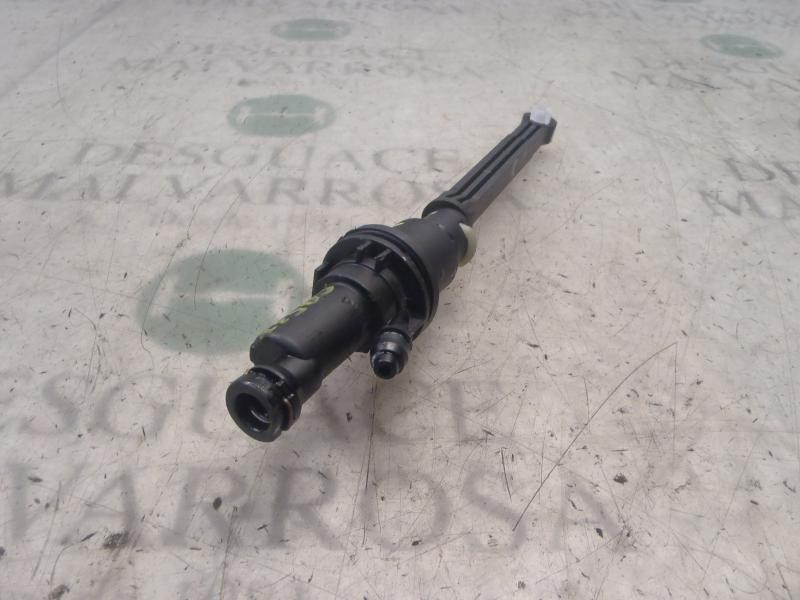 Recambio de bomba embrague para citroën c3 1.4 referencia OEM IAM 2182H3  