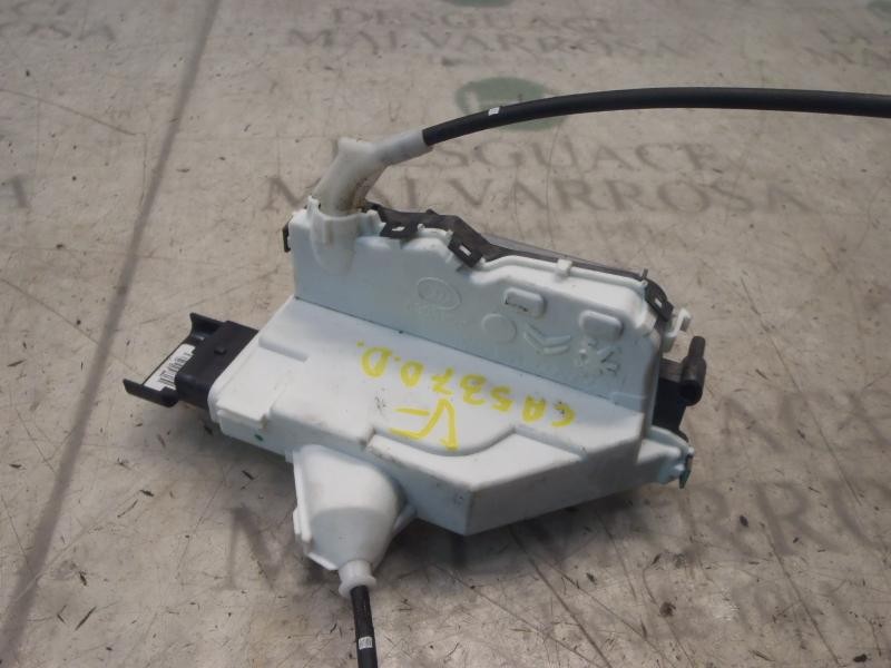 Recambio de cerradura puerta delantera derecha para citroën c3 1.4 referencia OEM IAM 9800624680  