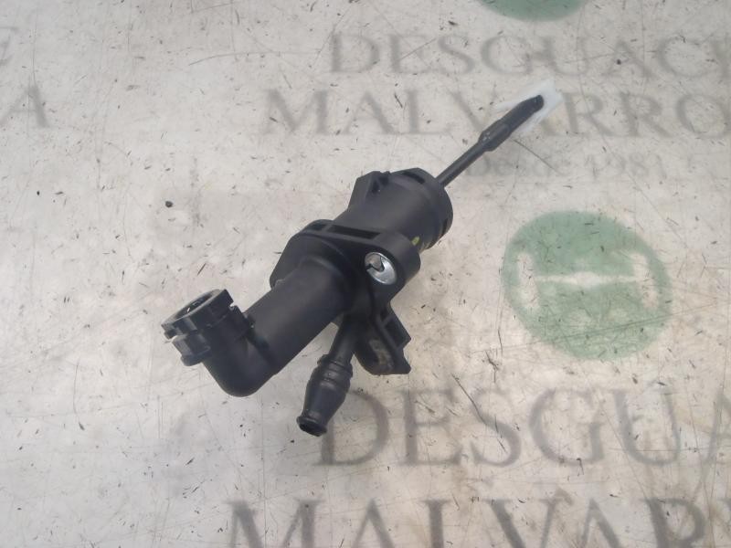 Recambio de bomba embrague para volkswagen polo (9n3) advance referencia OEM IAM   