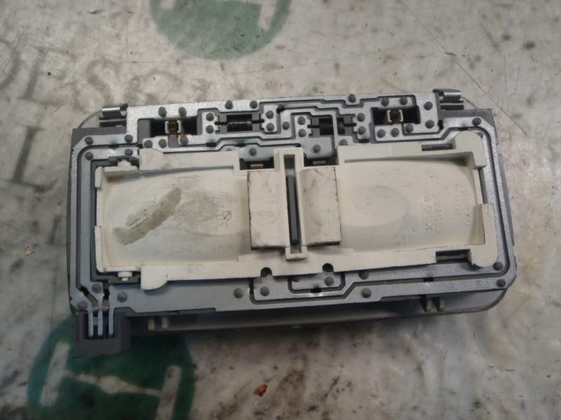 Recambio de piloto interior para fiat grande punto (199) 1.4 8v active referencia OEM IAM 735445089  