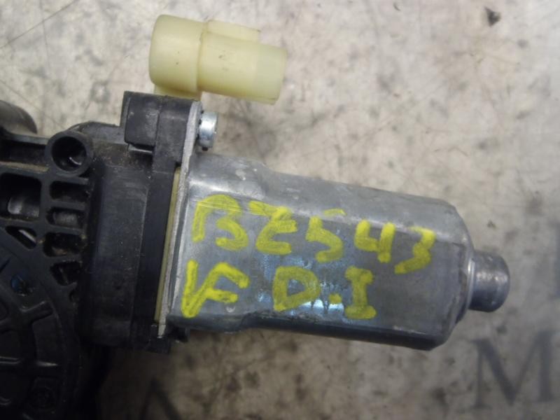 Recambio de elevalunas delantero izquierdo para kia rio 1.6 emotion referencia OEM IAM 824011G010  