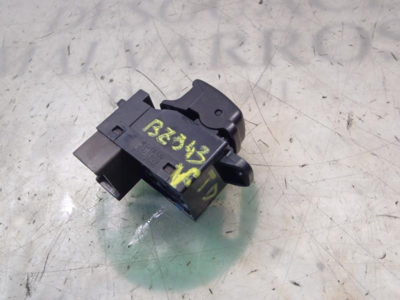 Recambio de mando elevalunas trasero derecho para kia rio 1.6 emotion referencia OEM IAM 935811G000 935811G000 