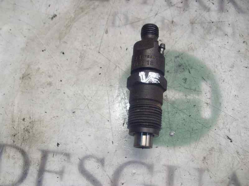 Recambio de inyector para nissan trade 100 referencia OEM IAM   