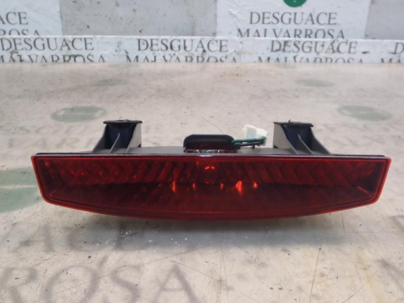 Recambio de piloto trasero central para kia rio 1.6 emotion referencia OEM IAM 927501G210  