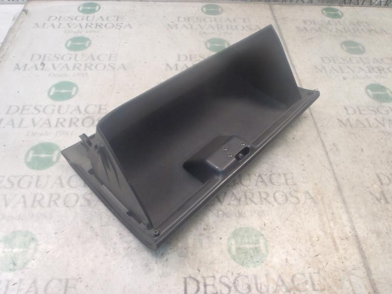 Recambio de guantera para mazda 6 berlina (gg) 2.0 crtd 136 active (4-ptas.) referencia OEM IAM GJ6A6403002  