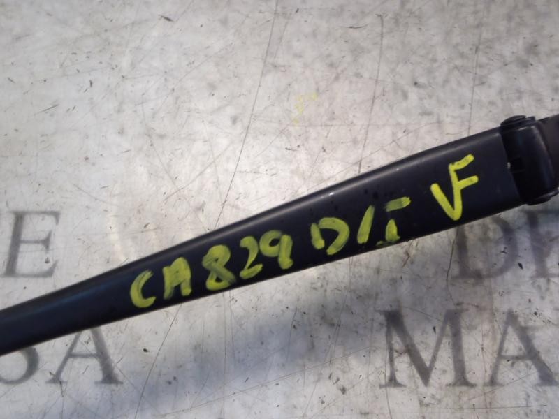 Recambio de brazo limpia delantero izquierdo para peugeot partner (s2) combi plus referencia OEM IAM   