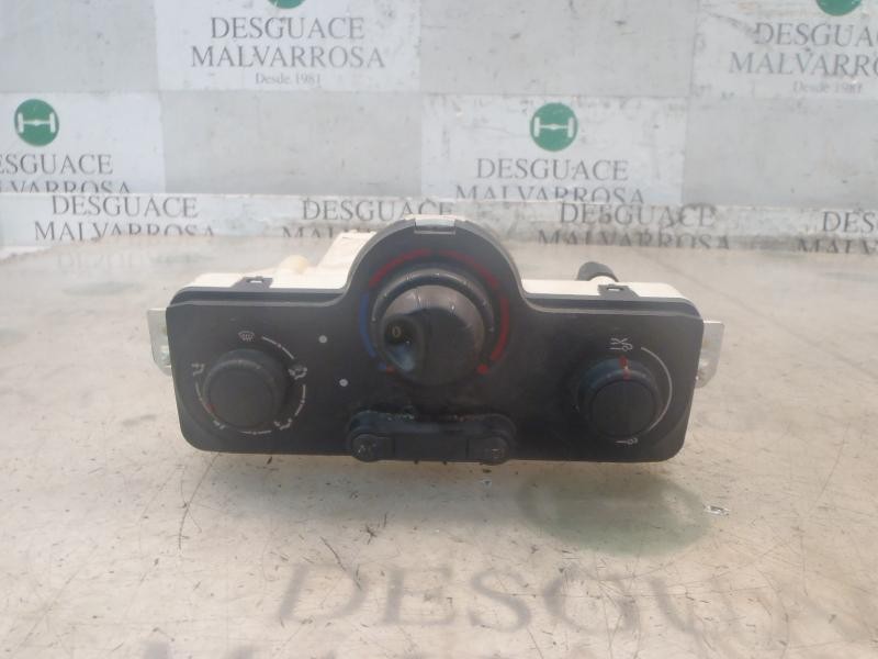 Recambio de mando calefaccion / aire acondicionado para renault modus confort dynamique referencia OEM IAM 7701060016 69590001 0