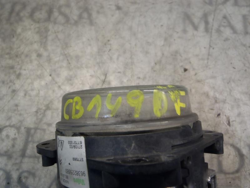 Recambio de faro antiniebla derecho para citroën xsara picasso 1.8 16v referencia OEM IAM   
