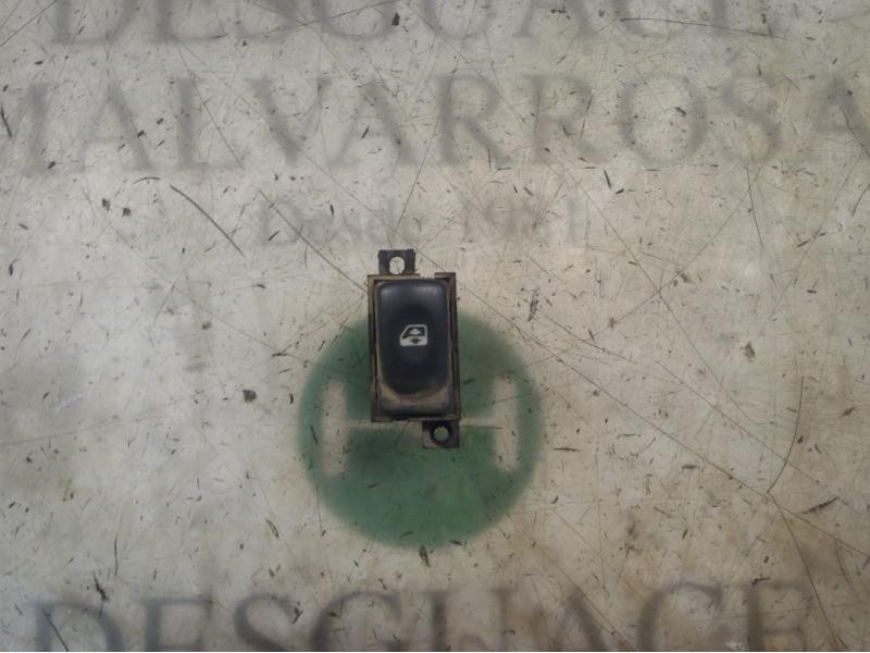 Recambio de mando elevalunas trasero izquierdo para renault laguna (b56) 1.6 16v rt referencia OEM IAM   