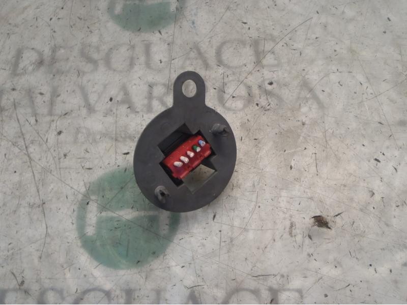 Recambio de mando elevalunas trasero derecho para citroën xsara picasso 2.0 hdi referencia OEM IAM   